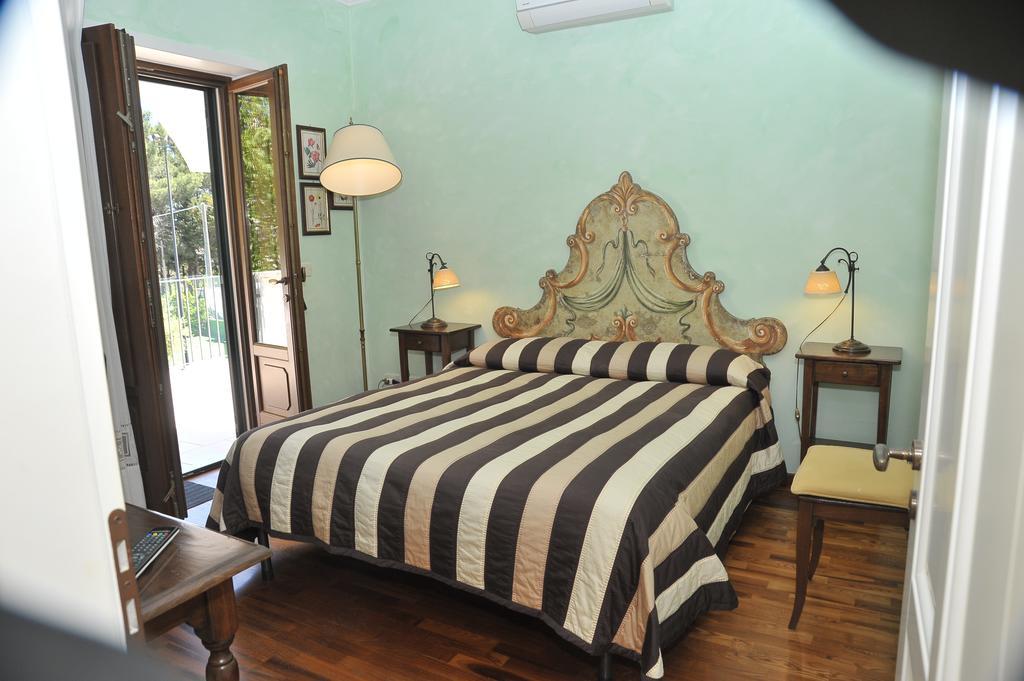 Relais Casabella Guest House Martina Franca Ngoại thất bức ảnh