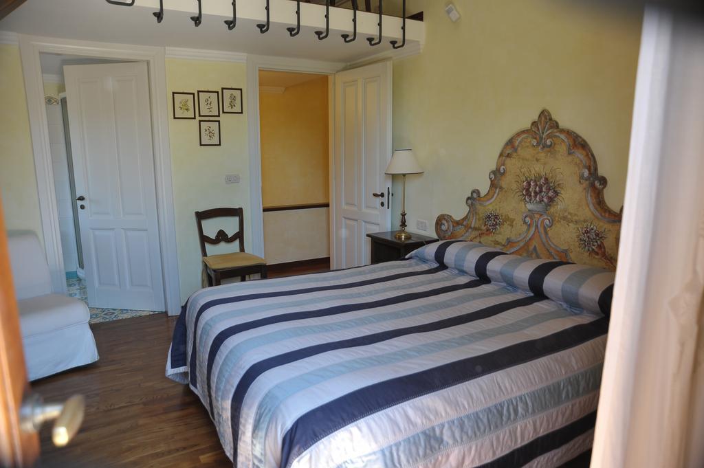 Relais Casabella Guest House Martina Franca Ngoại thất bức ảnh